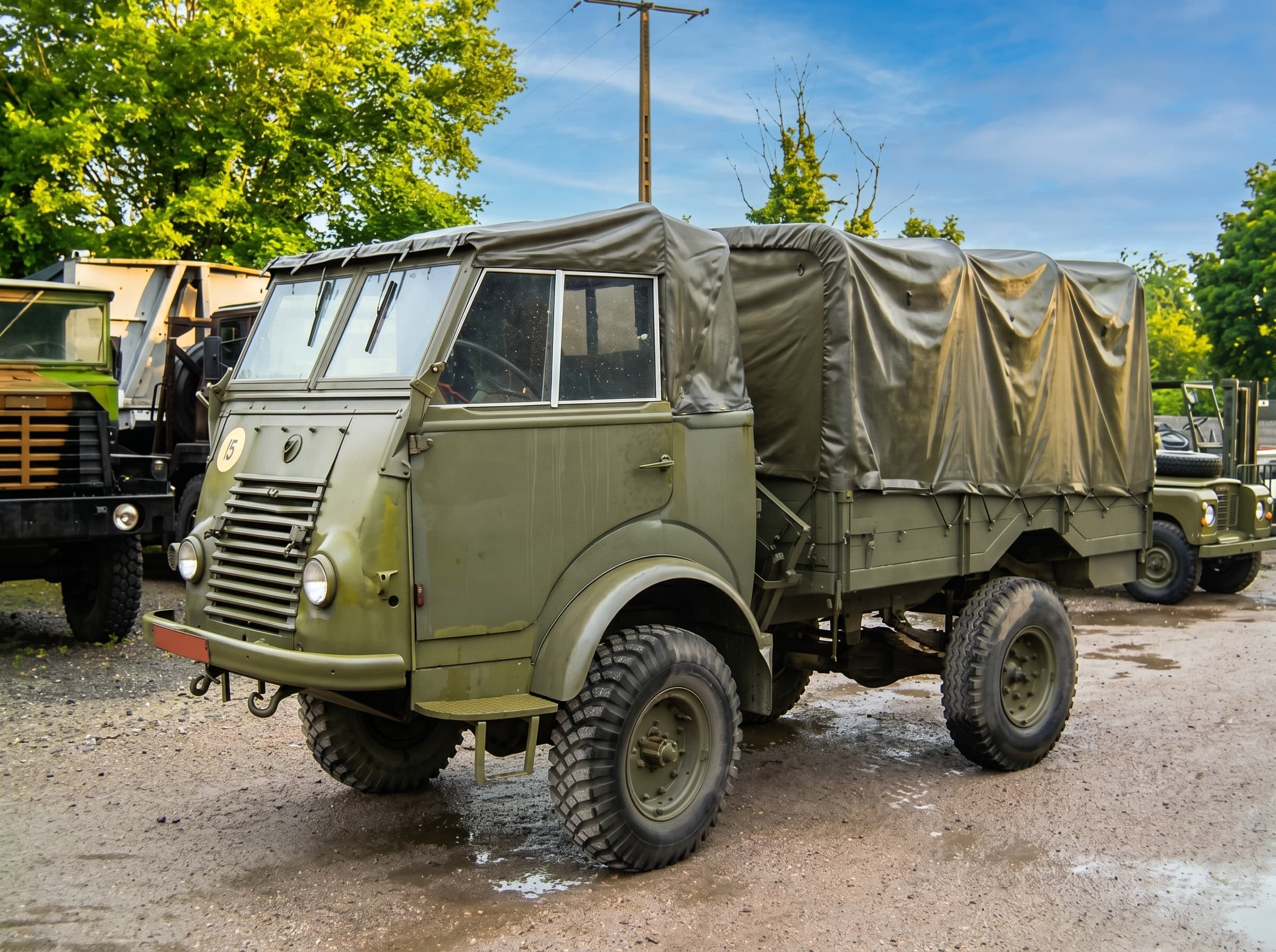RENAULT R2087