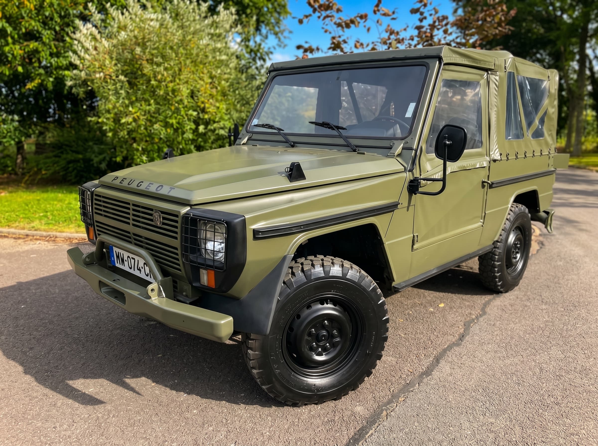 PEUGEOT P4 RENOVE VERT OTAN