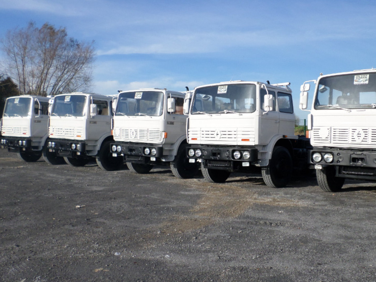 Livraison de 12 RENAULT VTL G290 en Côte d'Ivoire — photo 1