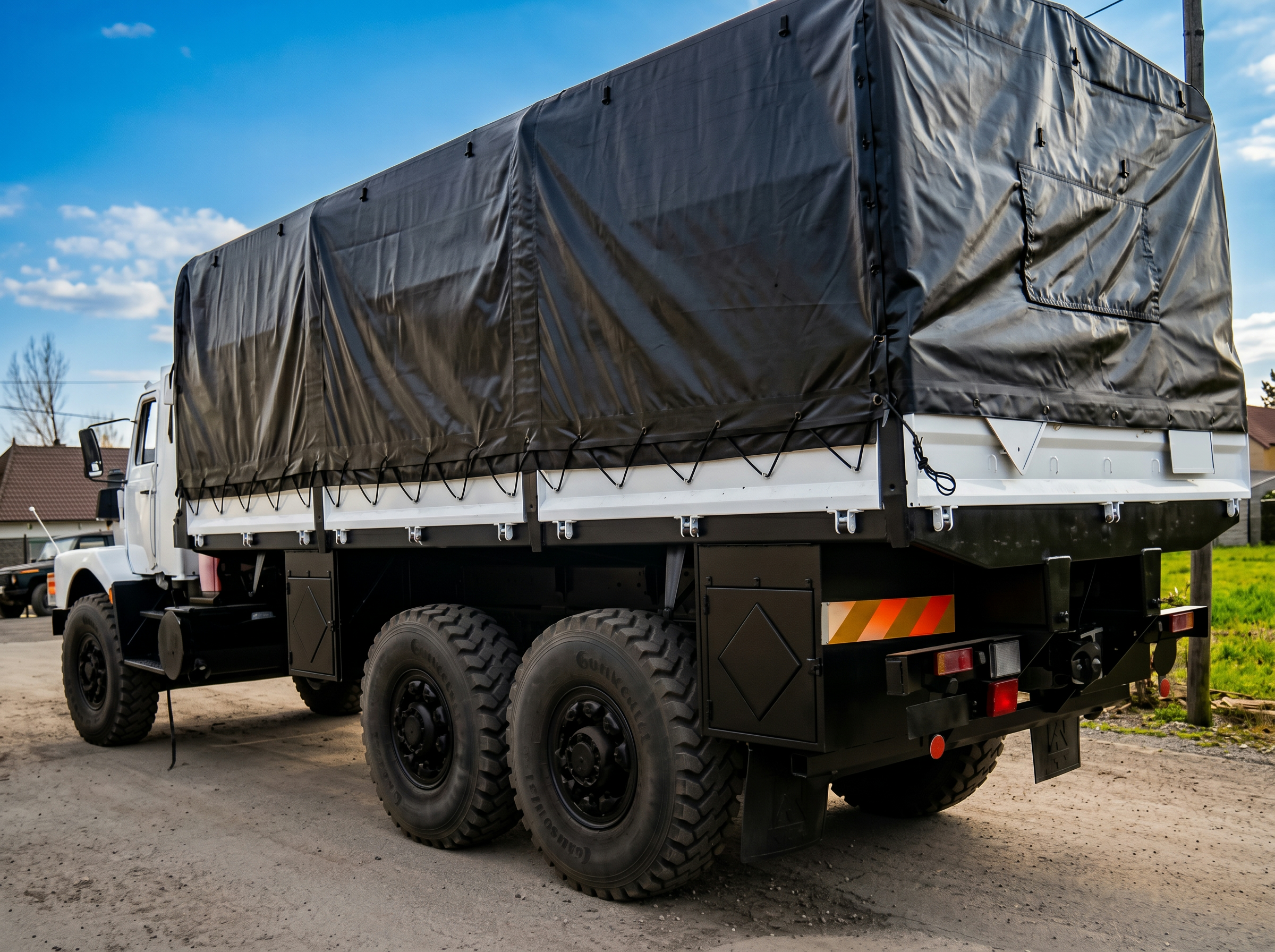 VOLVO N10 6X4 10T BACHE