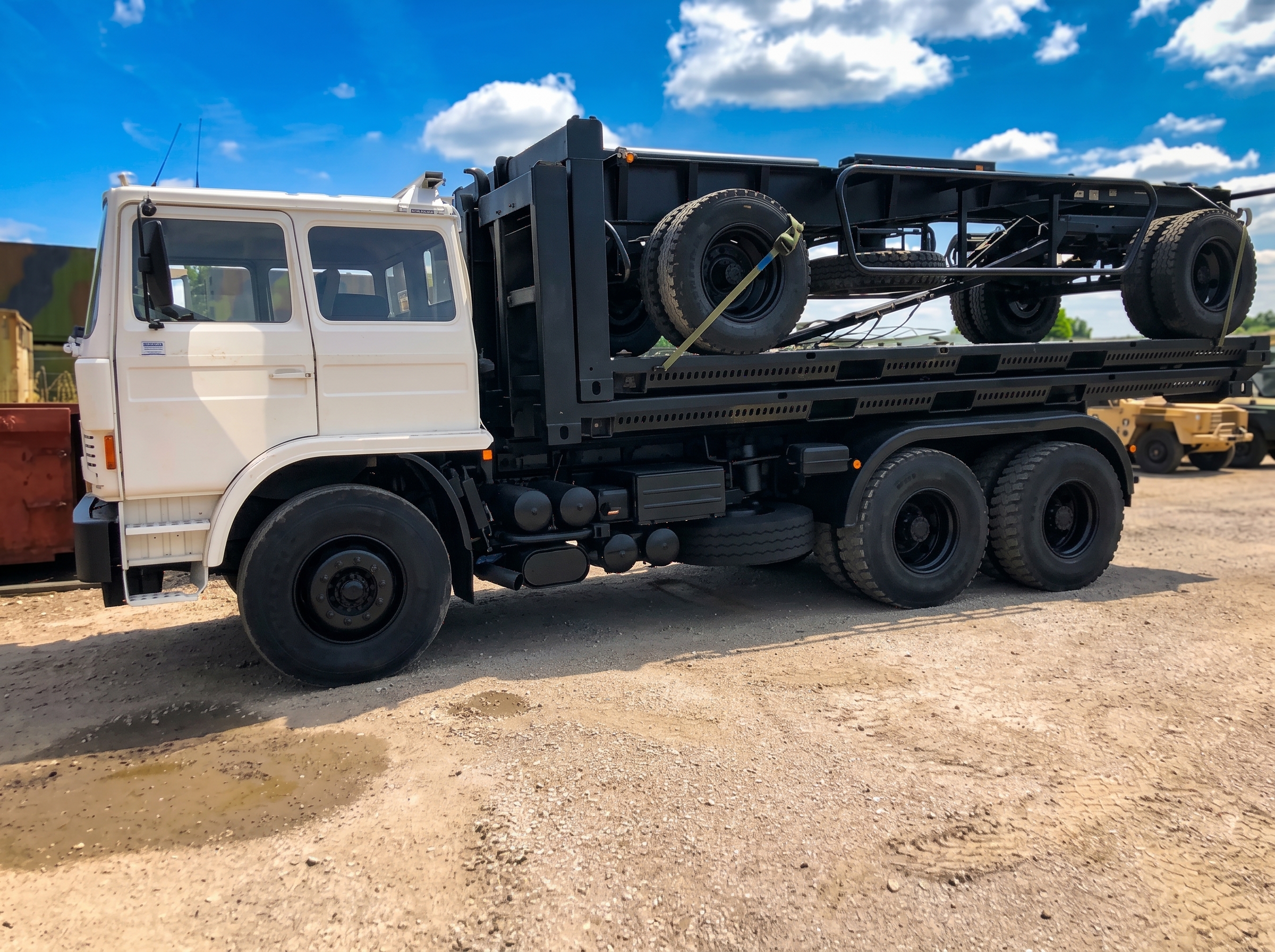 CAMION REMORQUE VTL RENAULT G290 + RQ LOHR PLM19