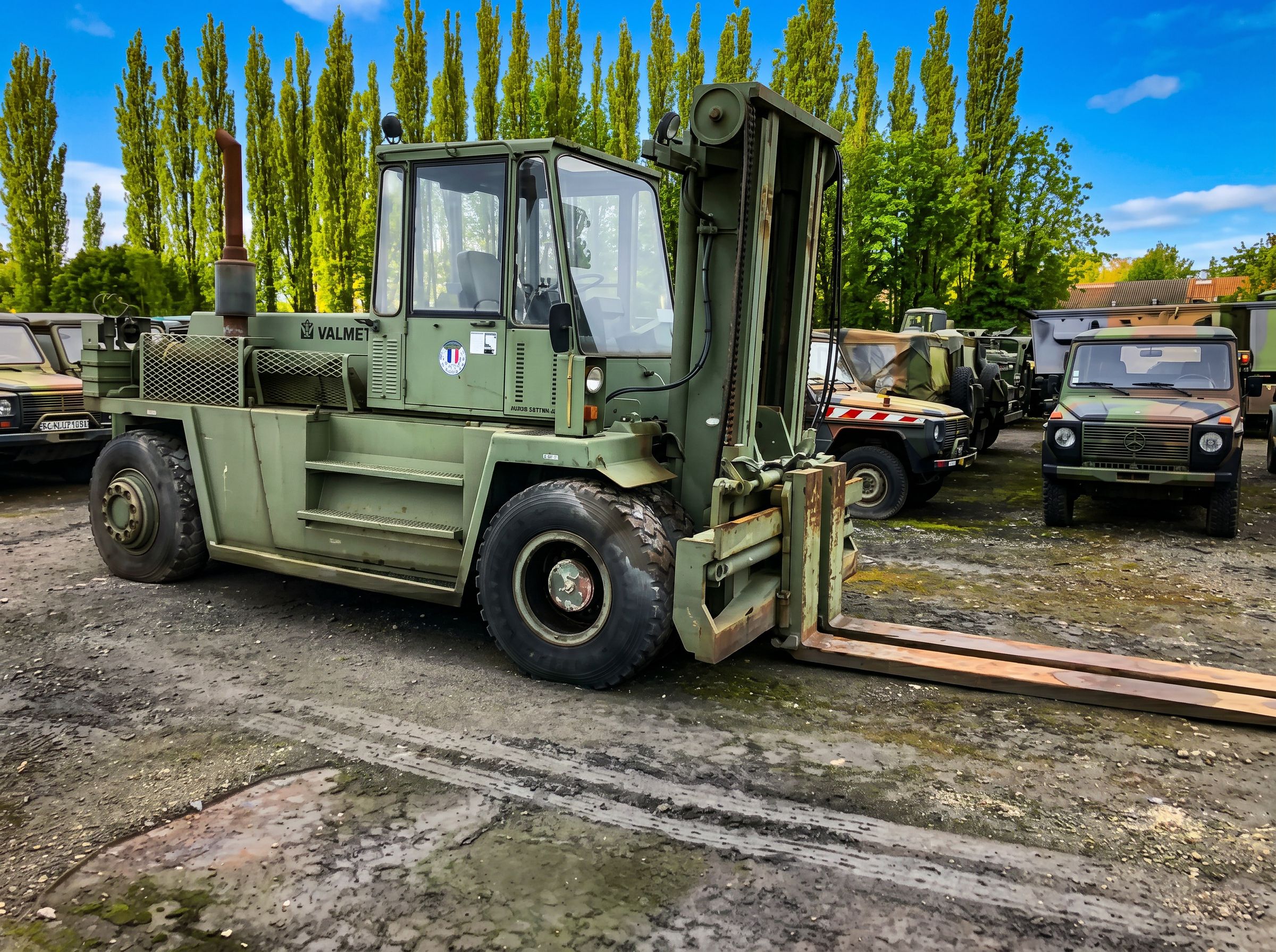 CHARIOT ELEVATEUR SISU / VALMET 16T