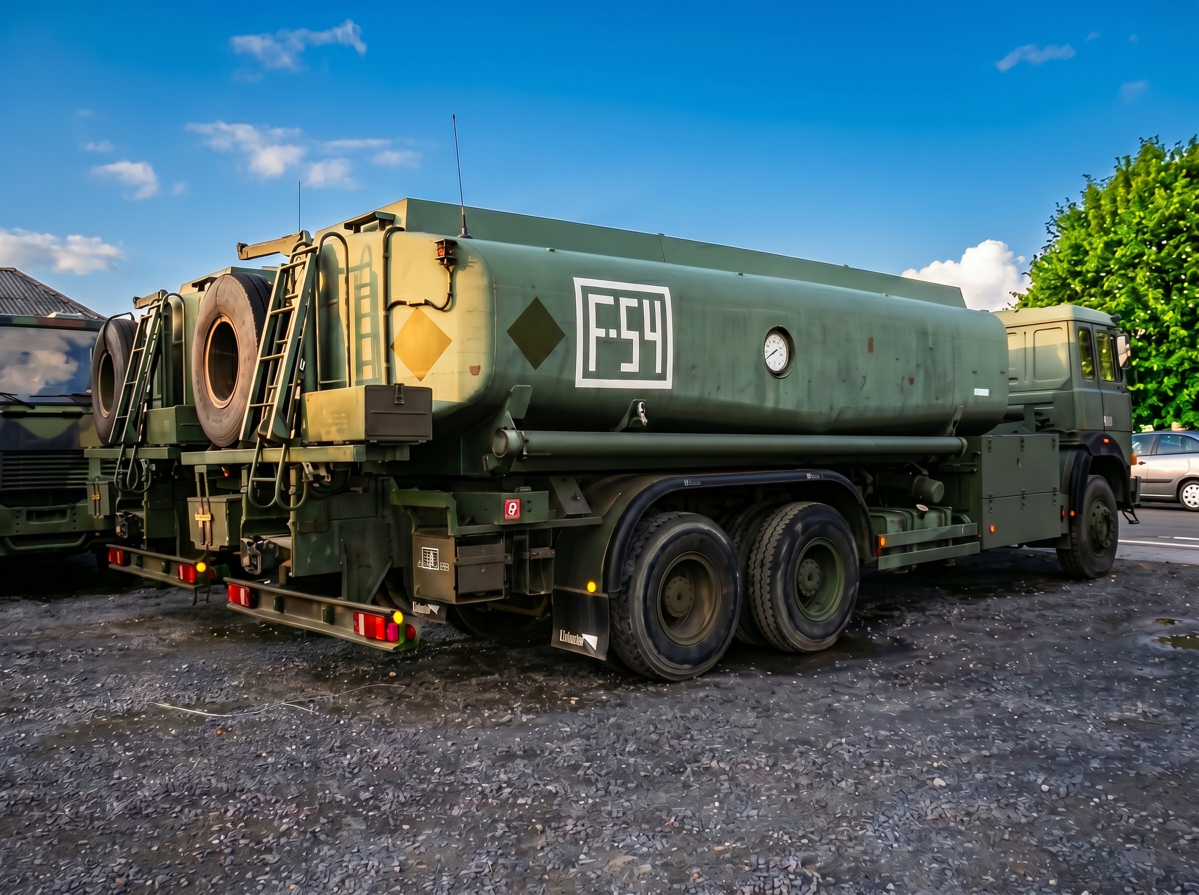 IVECO MAGIRUS 320- 18000 LITRES